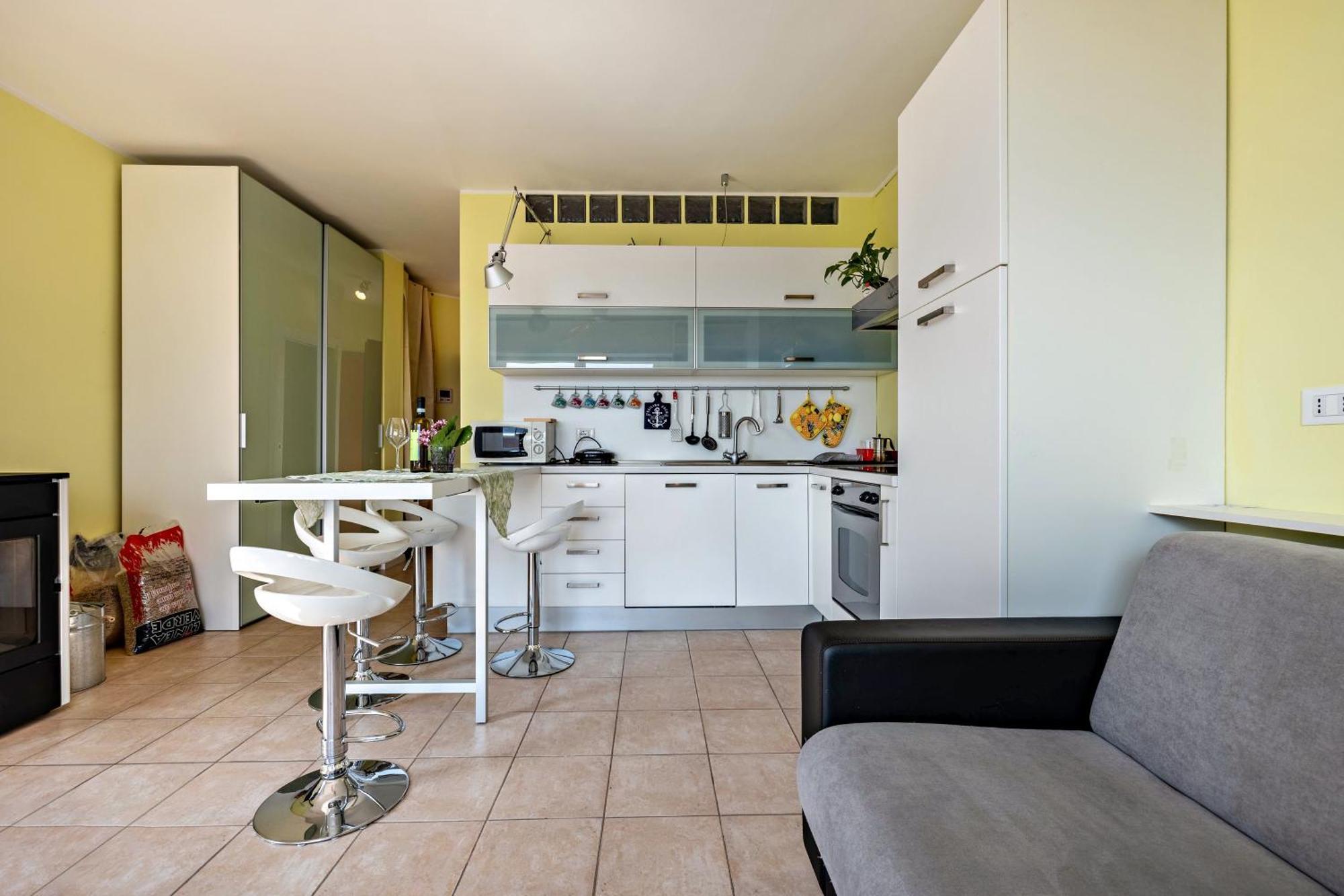 Casa Sara With Swimming Pool Apartman Riva del Garda Kültér fotó