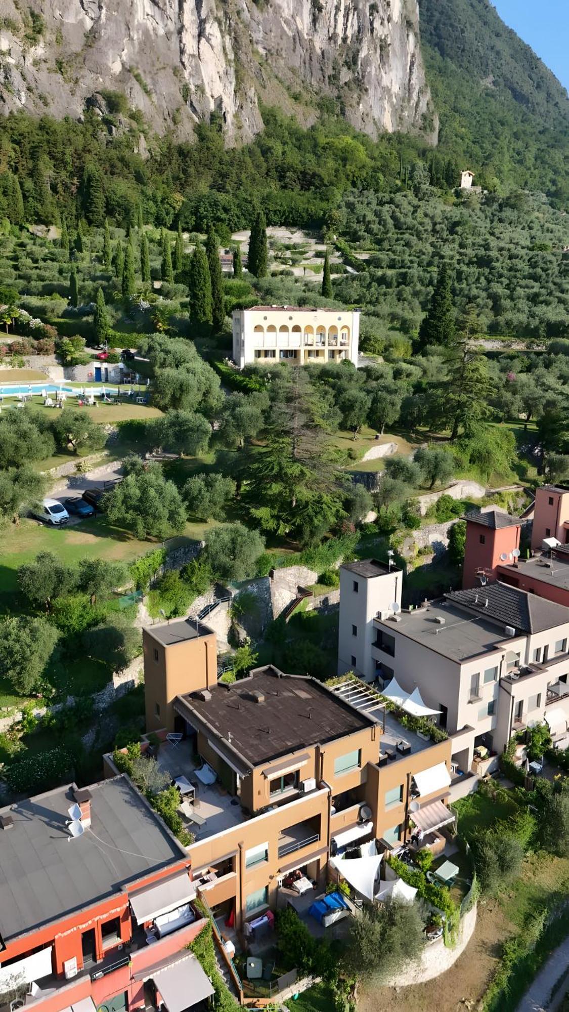 Casa Sara With Swimming Pool Apartman Riva del Garda Kültér fotó