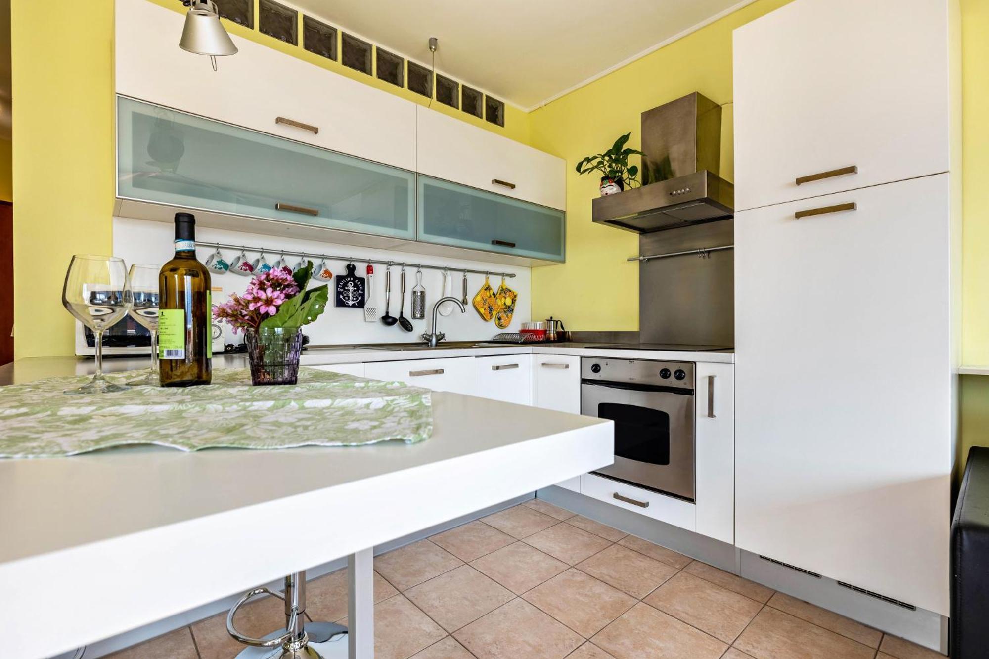 Casa Sara With Swimming Pool Apartman Riva del Garda Kültér fotó